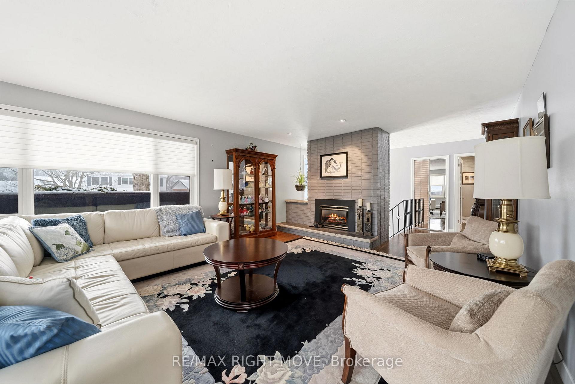 Photo 8 of 220 Belmoral Drive, Orillia — HOMEH