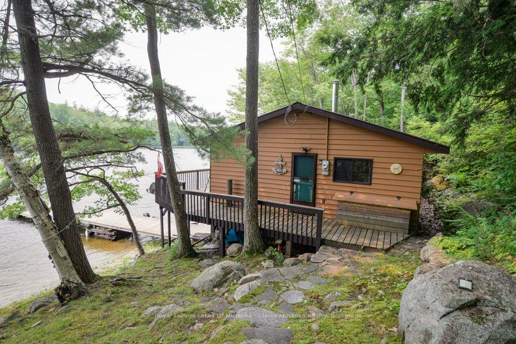 Photo 3 of 1053 Harrison Trail, Georgian Bay, Freeman — HOMEH
