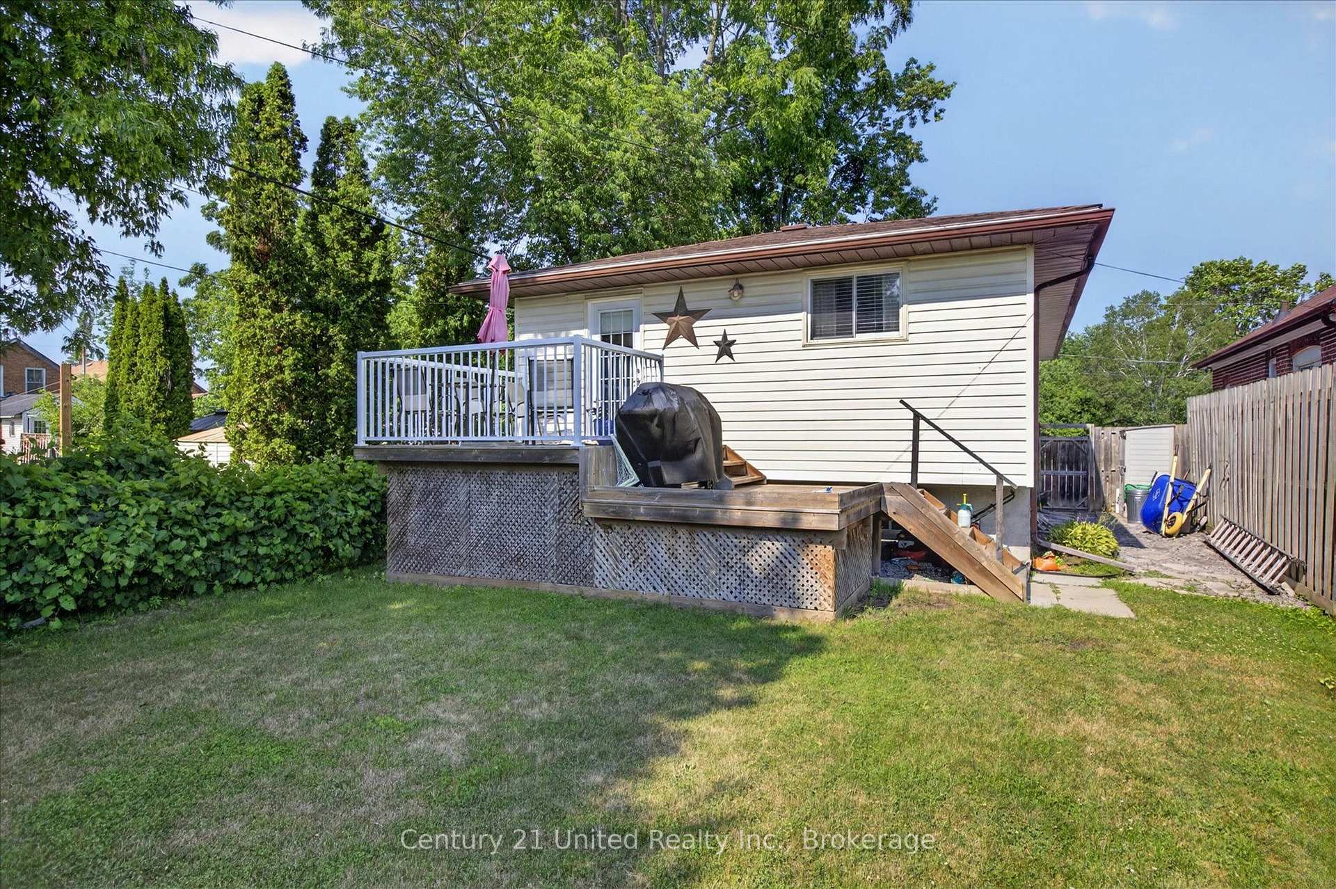 Photo 41 of 71 Pine Street, Peterborough, Town Ward 3 — HOMEH