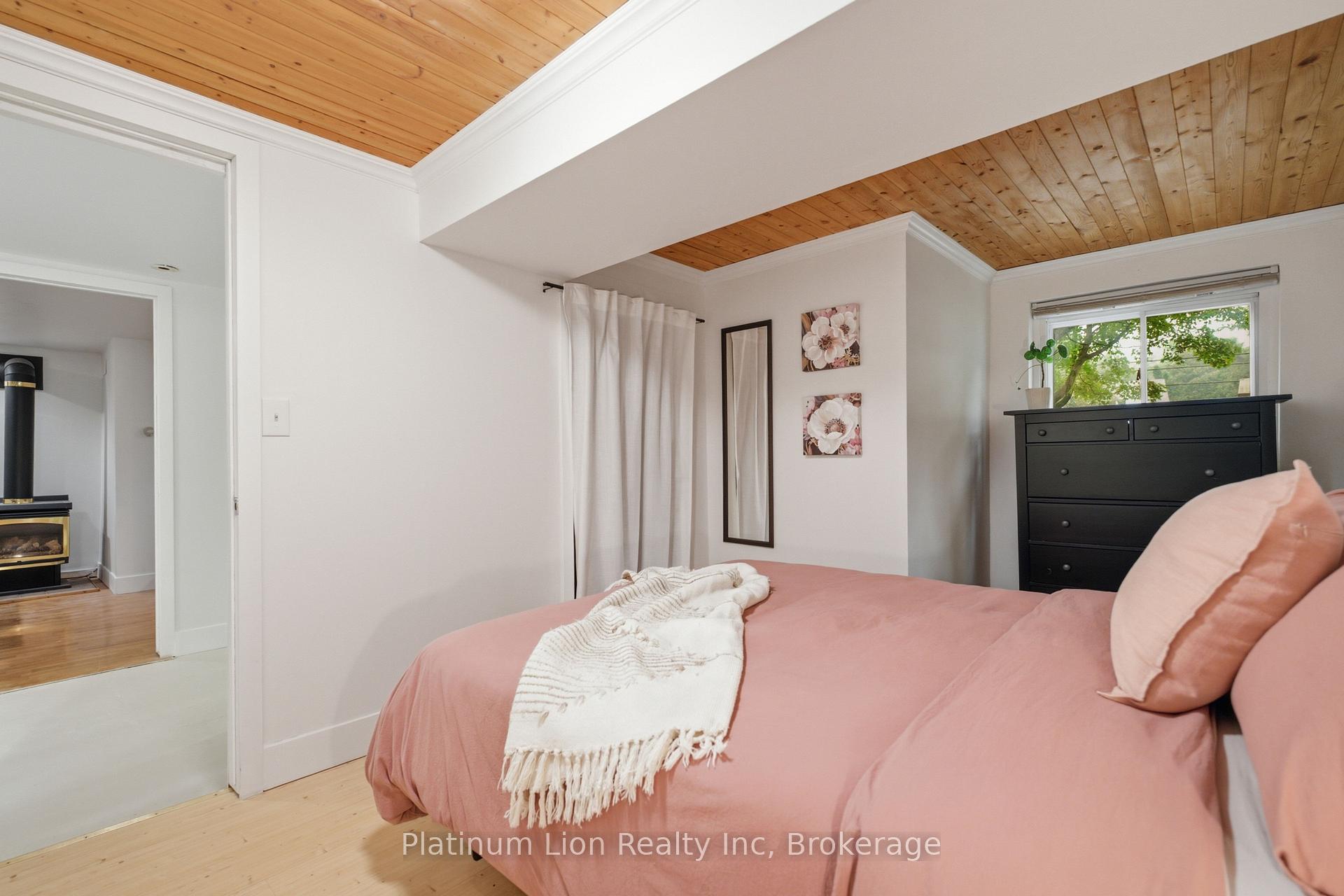 Photo 28 of 38 Mercer Street, Hamilton, Dundas — HOMEH