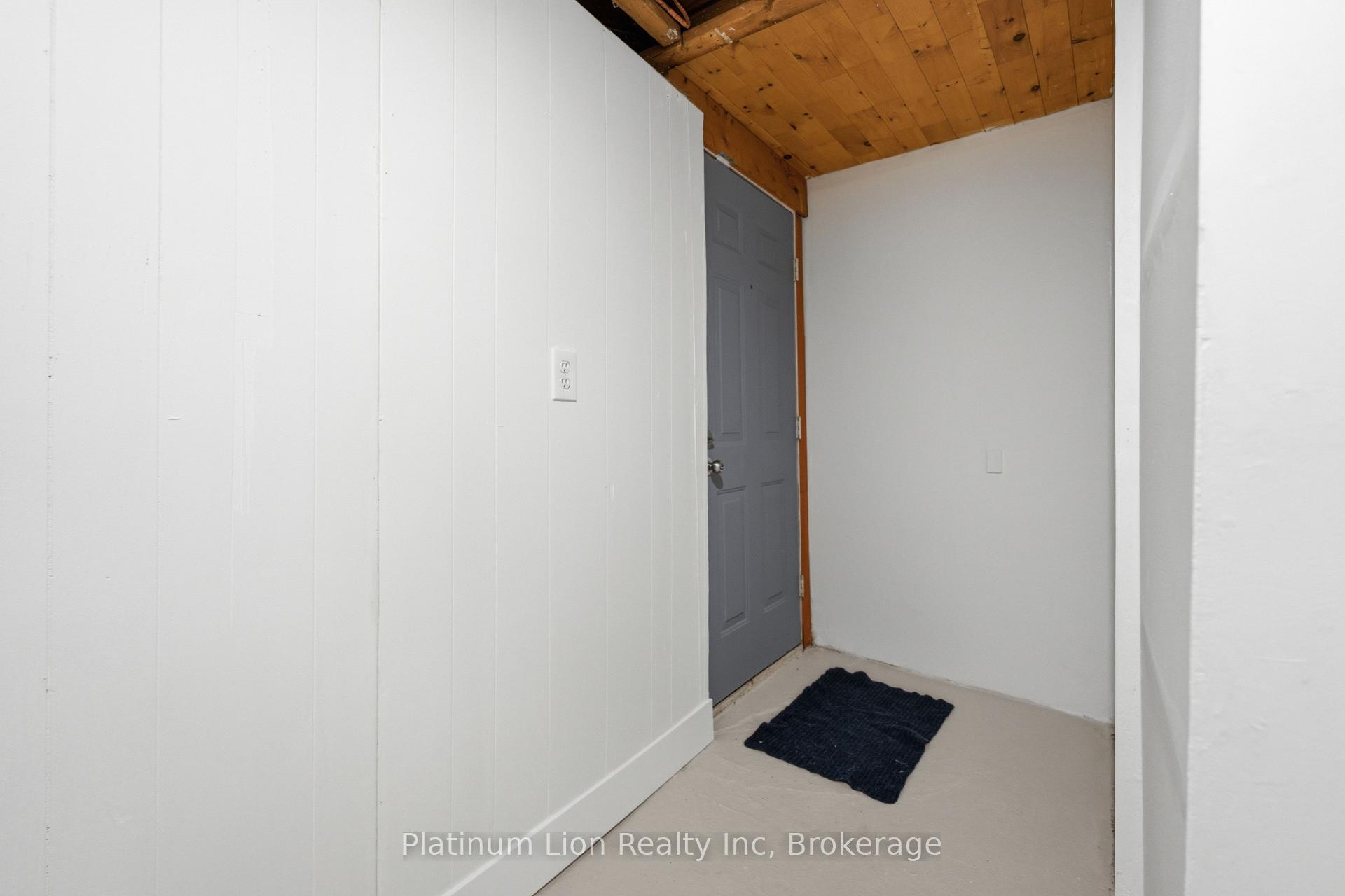 Photo 31 of 38 Mercer Street, Hamilton, Dundas — HOMEH