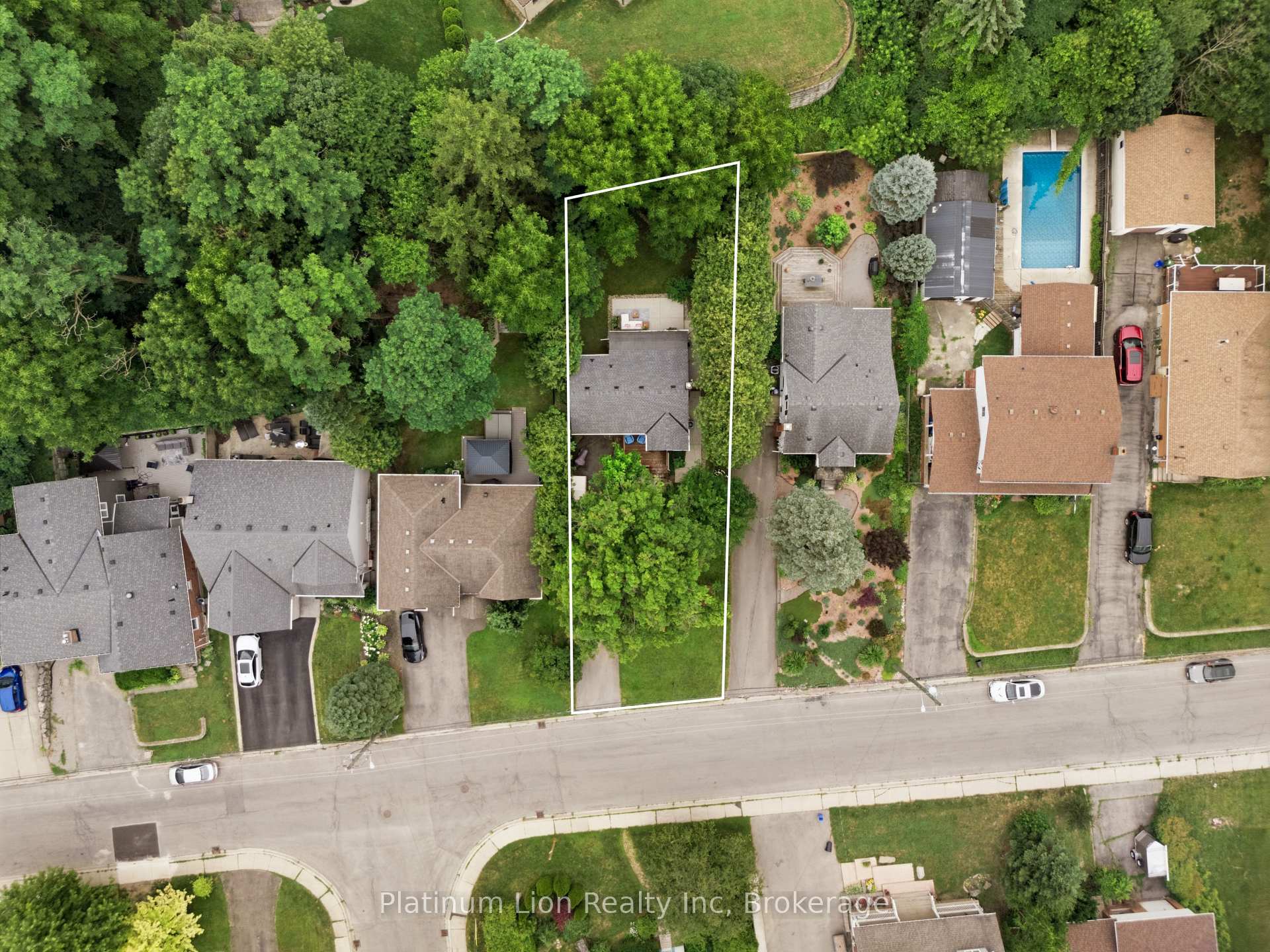 Photo 39 of 38 Mercer Street, Hamilton, Dundas — HOMEH