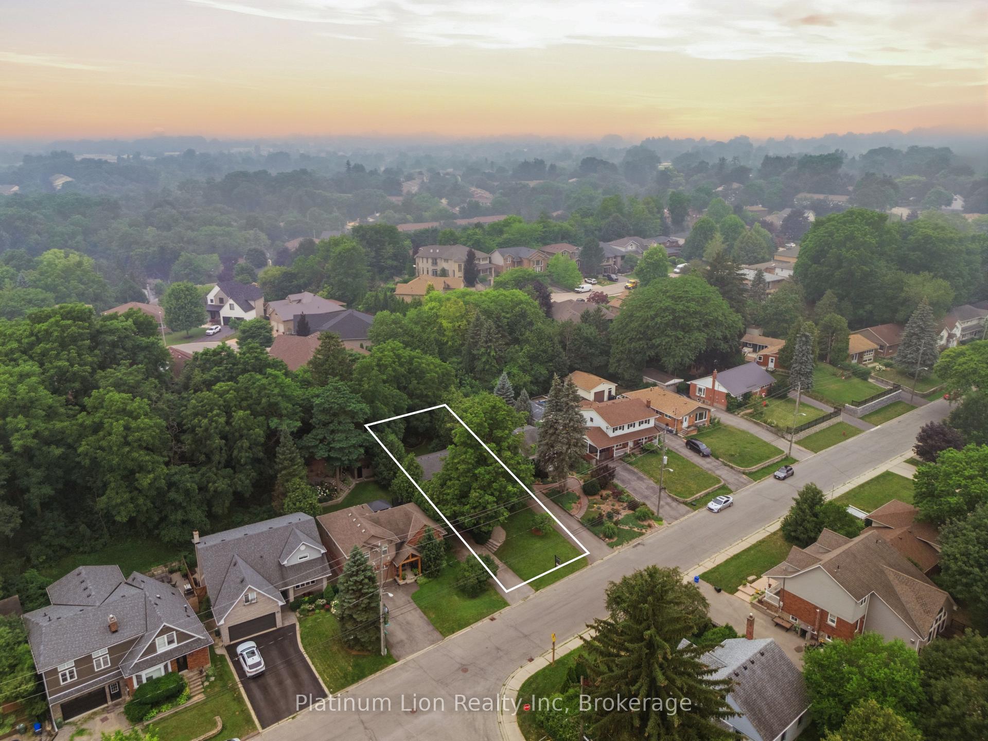 Photo 41 of 38 Mercer Street, Hamilton, Dundas — HOMEH