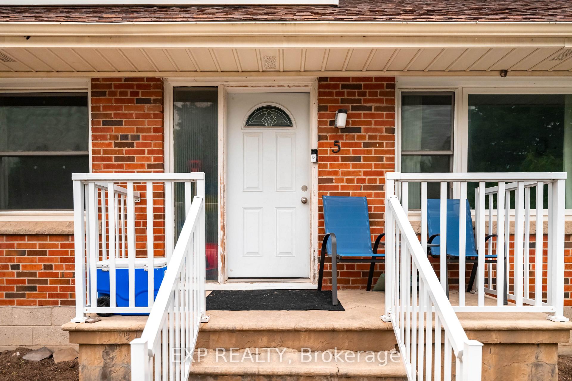 Photo 4 of 5 Fourth Avenue, Orangeville — HOMEH