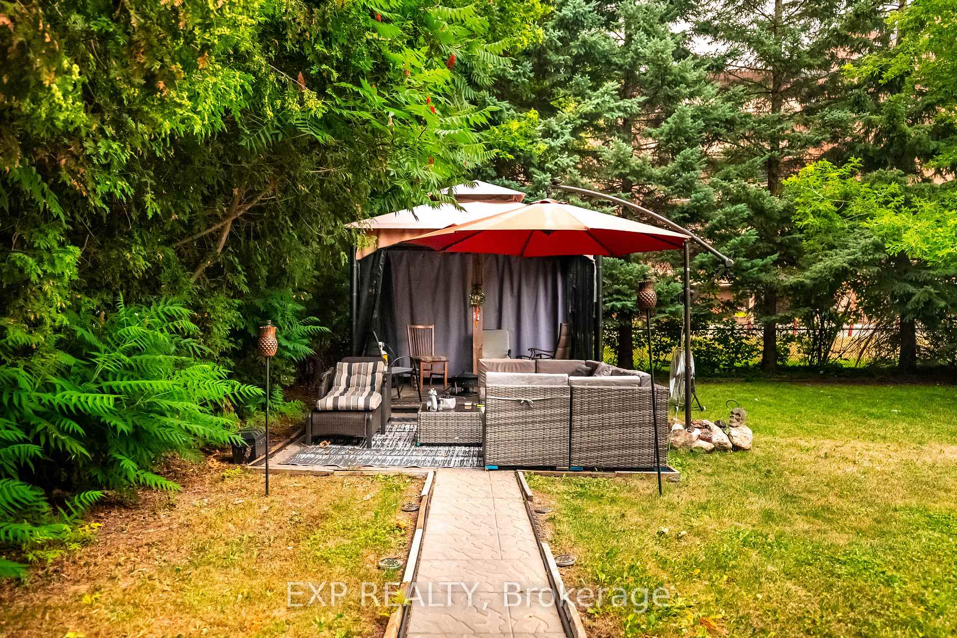 Photo 39 of 5 Fourth Avenue, Orangeville — HOMEH
