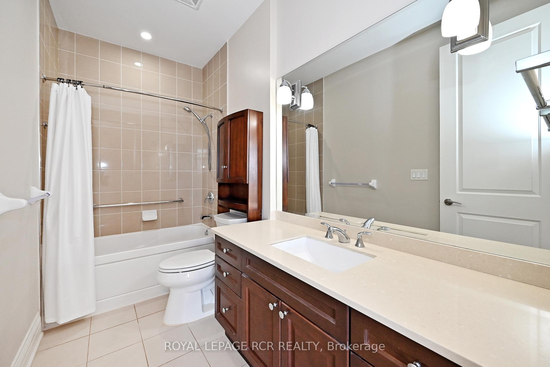 Photo 13 of Unit 416, 80 Burns Boulevard, King, King City — HOMEH