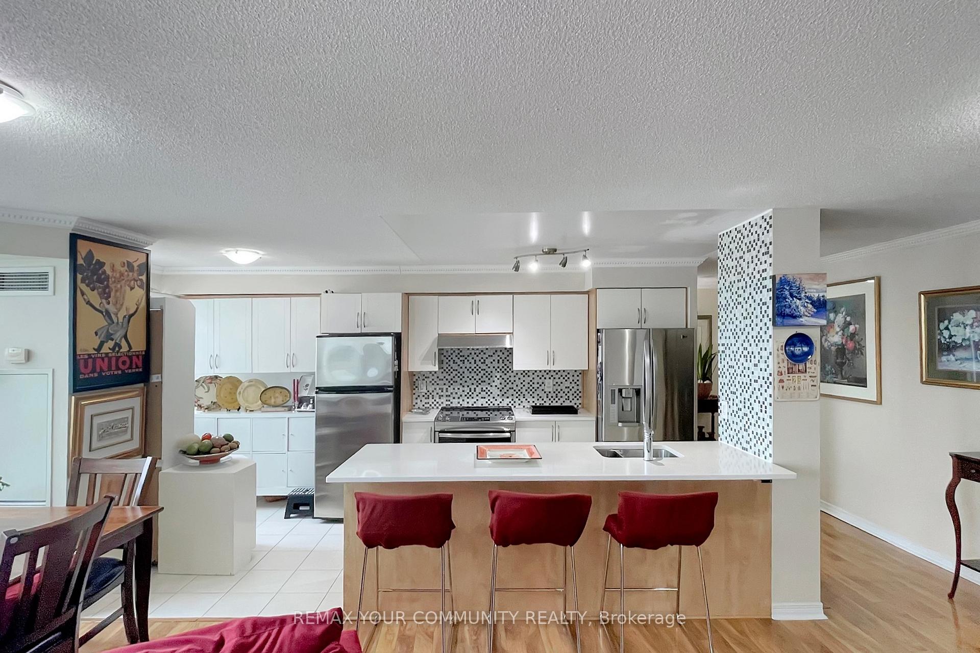 Photo 10 of Unit 607, 503 Beecroft Road, North York, Willowdale West — HOMEH