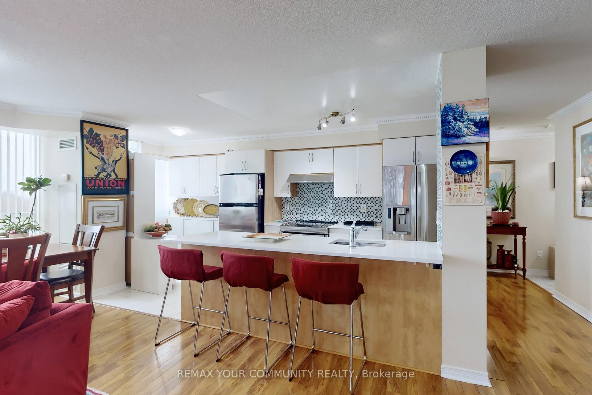 Photo 11 of Unit 607, 503 Beecroft Road, North York, Willowdale West — HOMEH