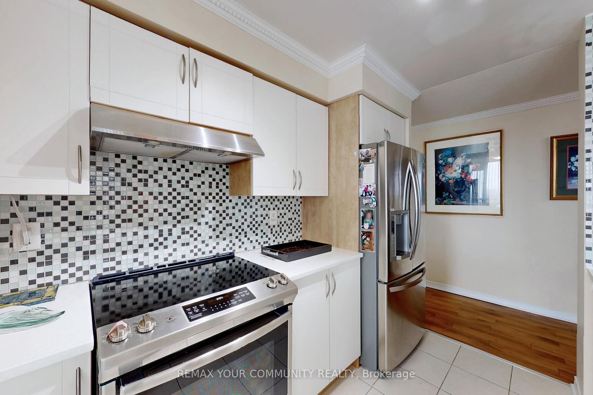 Photo 16 of Unit 607, 503 Beecroft Road, North York, Willowdale West — HOMEH