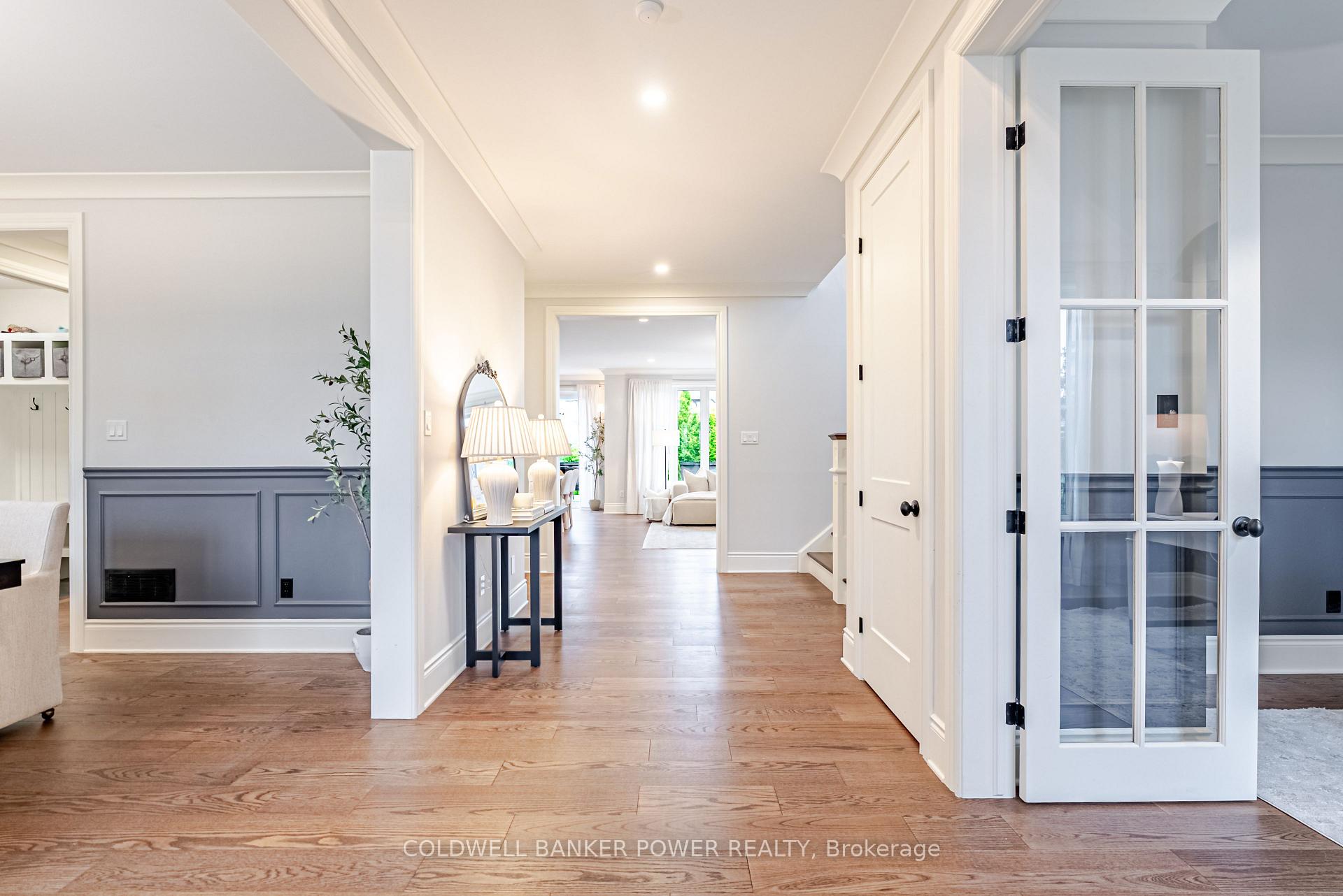 Photo 7 of 2558 Mcwade Place, London, North R — HOMEH
