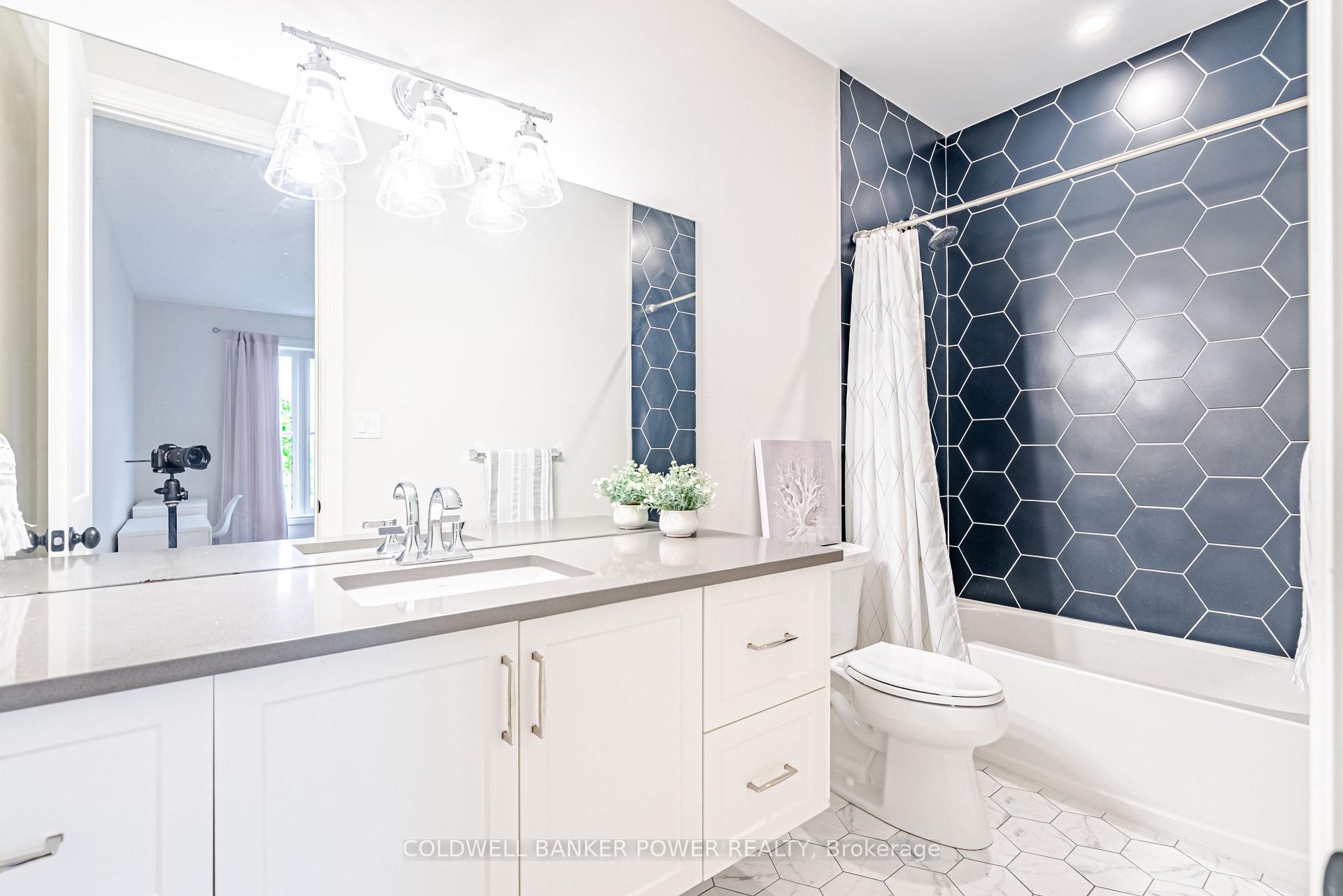 Photo 32 of 2558 Mcwade Place, London, North R — HOMEH