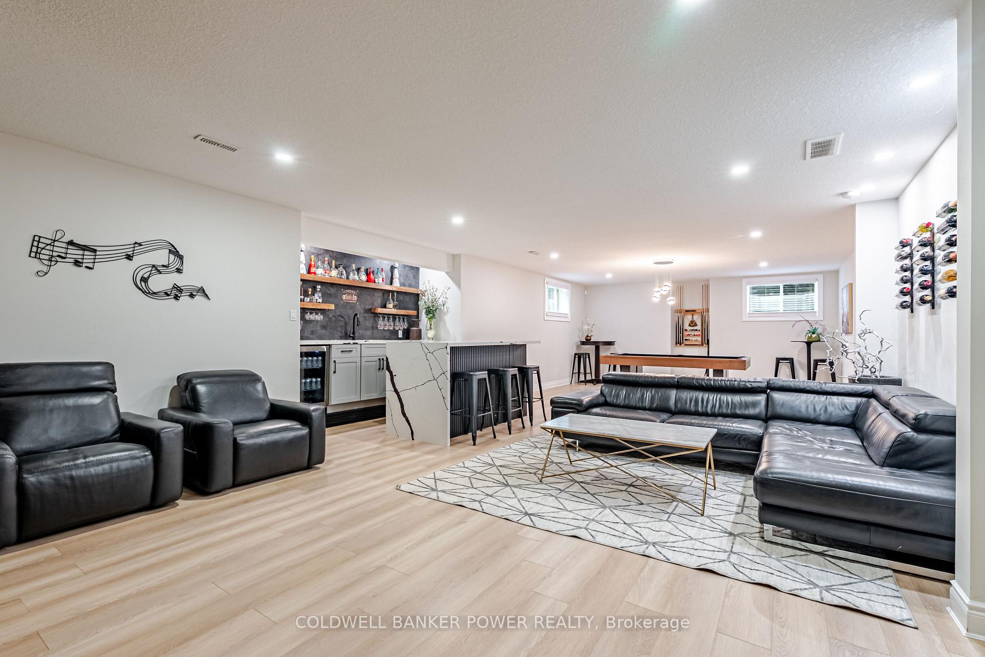 Photo 42 of 2558 Mcwade Place, London, North R — HOMEH
