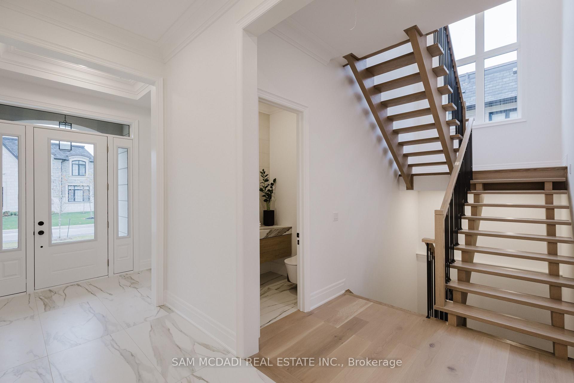 Photo 8 of 243 Prince George Crescent, Oakville, Southwest — HOMEH