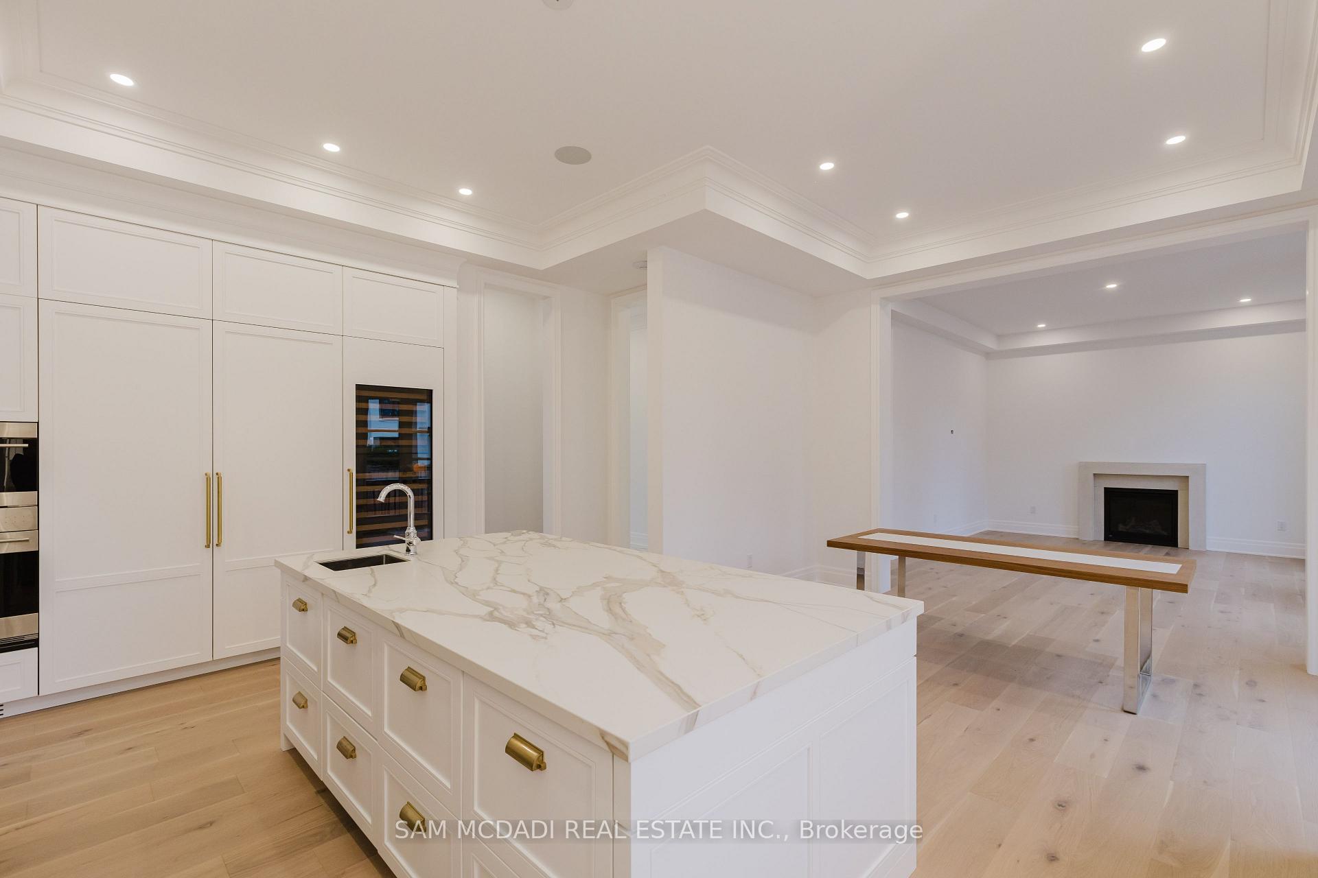 Photo 13 of 243 Prince George Crescent, Oakville, Southwest — HOMEH