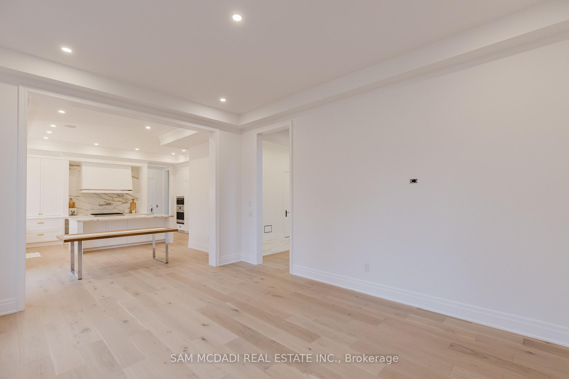 Photo 20 of 243 Prince George Crescent, Oakville, Southwest — HOMEH