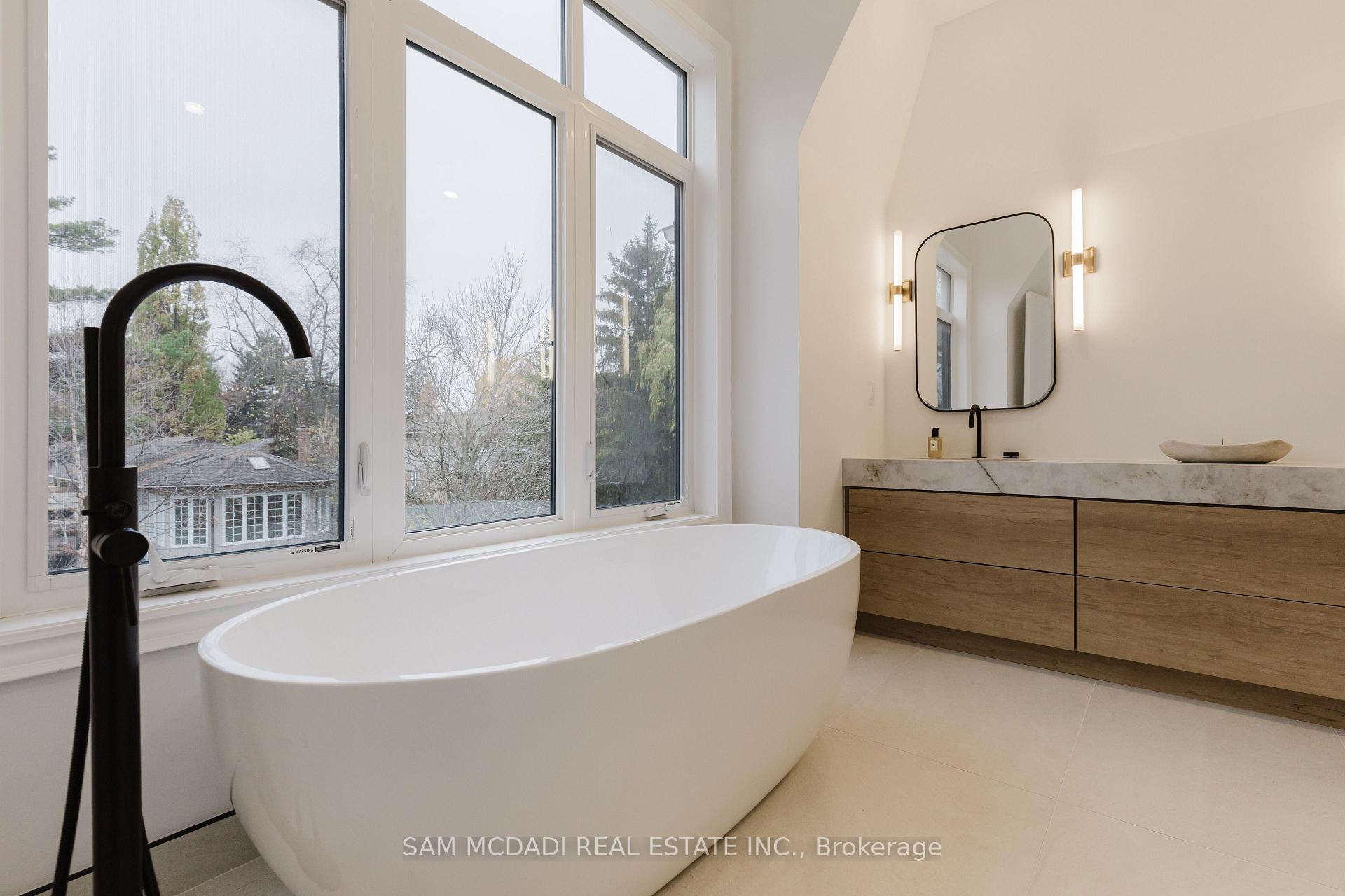 Photo 31 of 243 Prince George Crescent, Oakville, Southwest — HOMEH