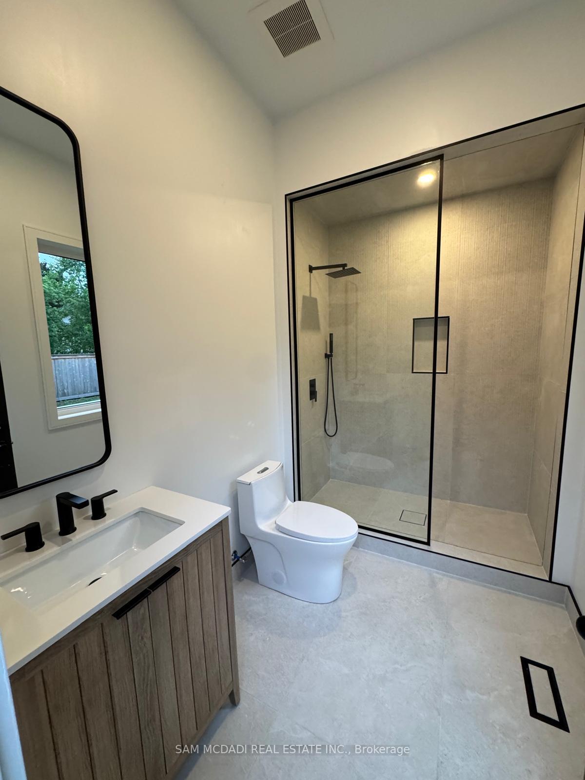 Photo 41 of 243 Prince George Crescent, Oakville, Southwest — HOMEH