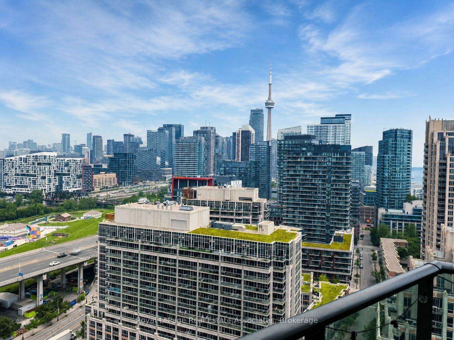 Photo 15 of Unit 2411, 215 Fort York Boulevard, Toronto, Niagara — HOMEH
