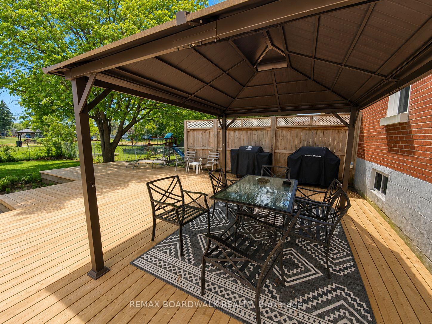 Photo 35 of 39 Condie Street, Smiths Falls, Smiths Falls — HOMEH