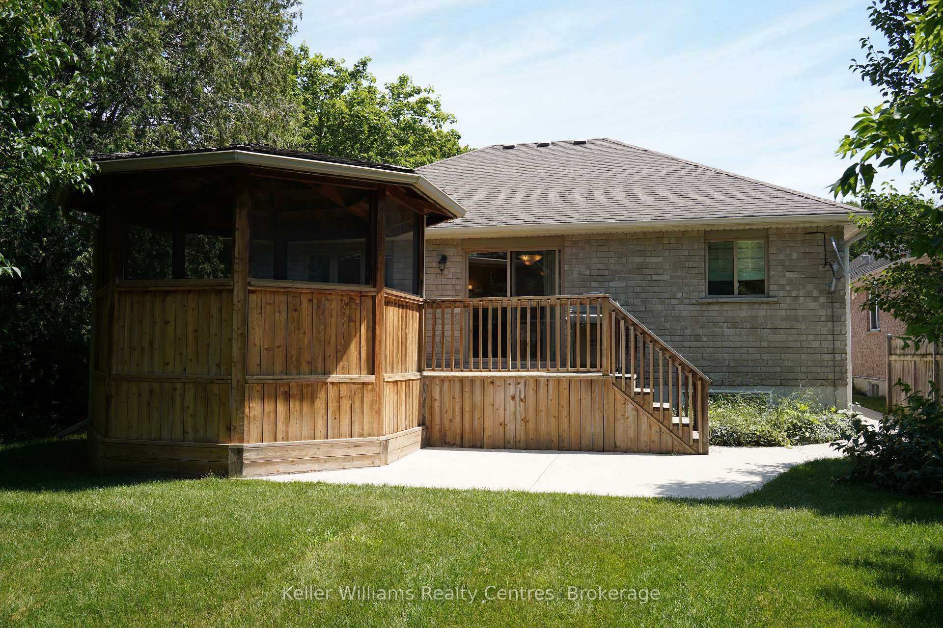 Photo 34 of 152 Kincardine Street N, West Grey — HOMEH