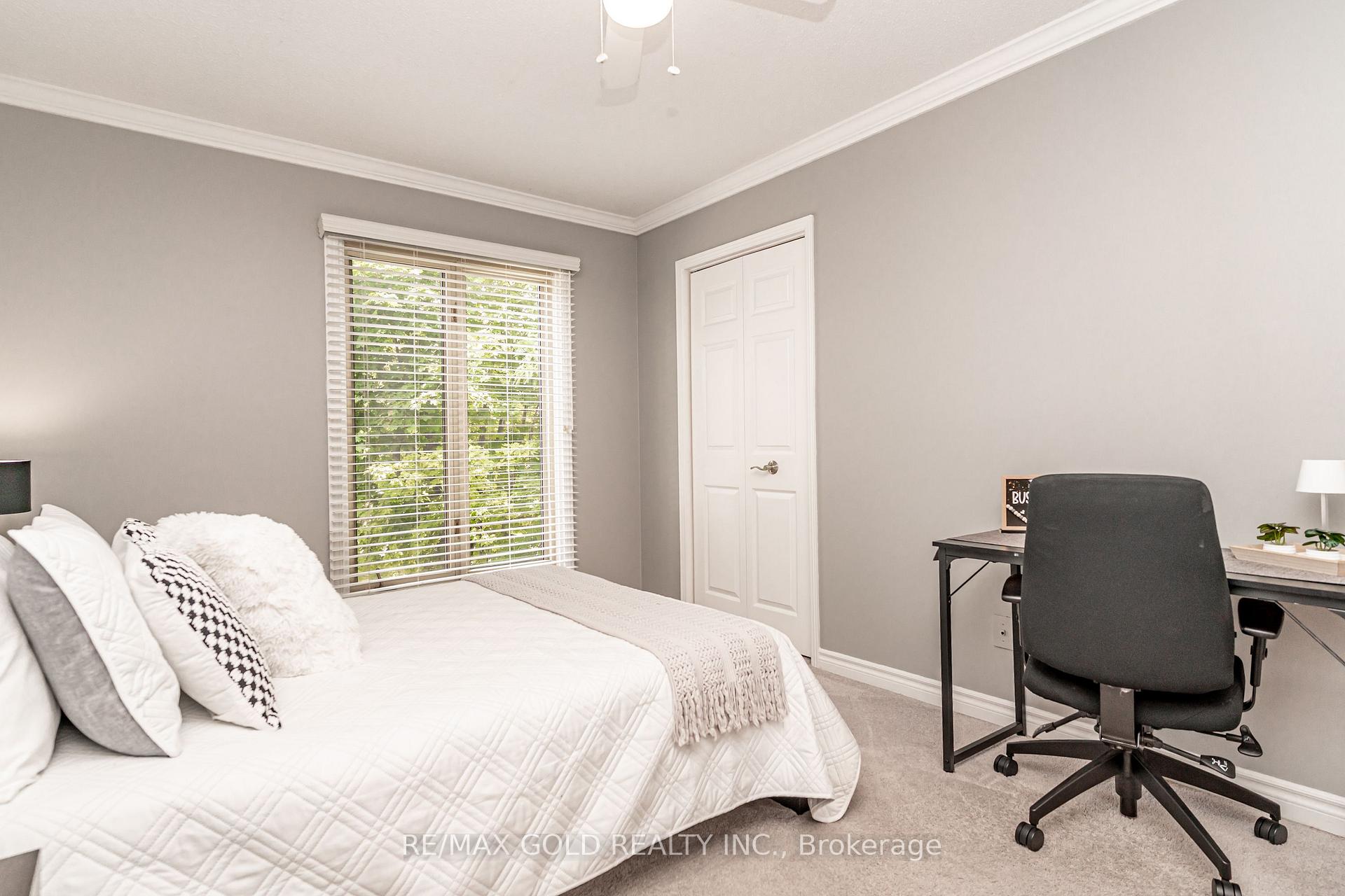 Photo 25 of 40 Cairnmore Court, Brampton, Snelgrove — HOMEH