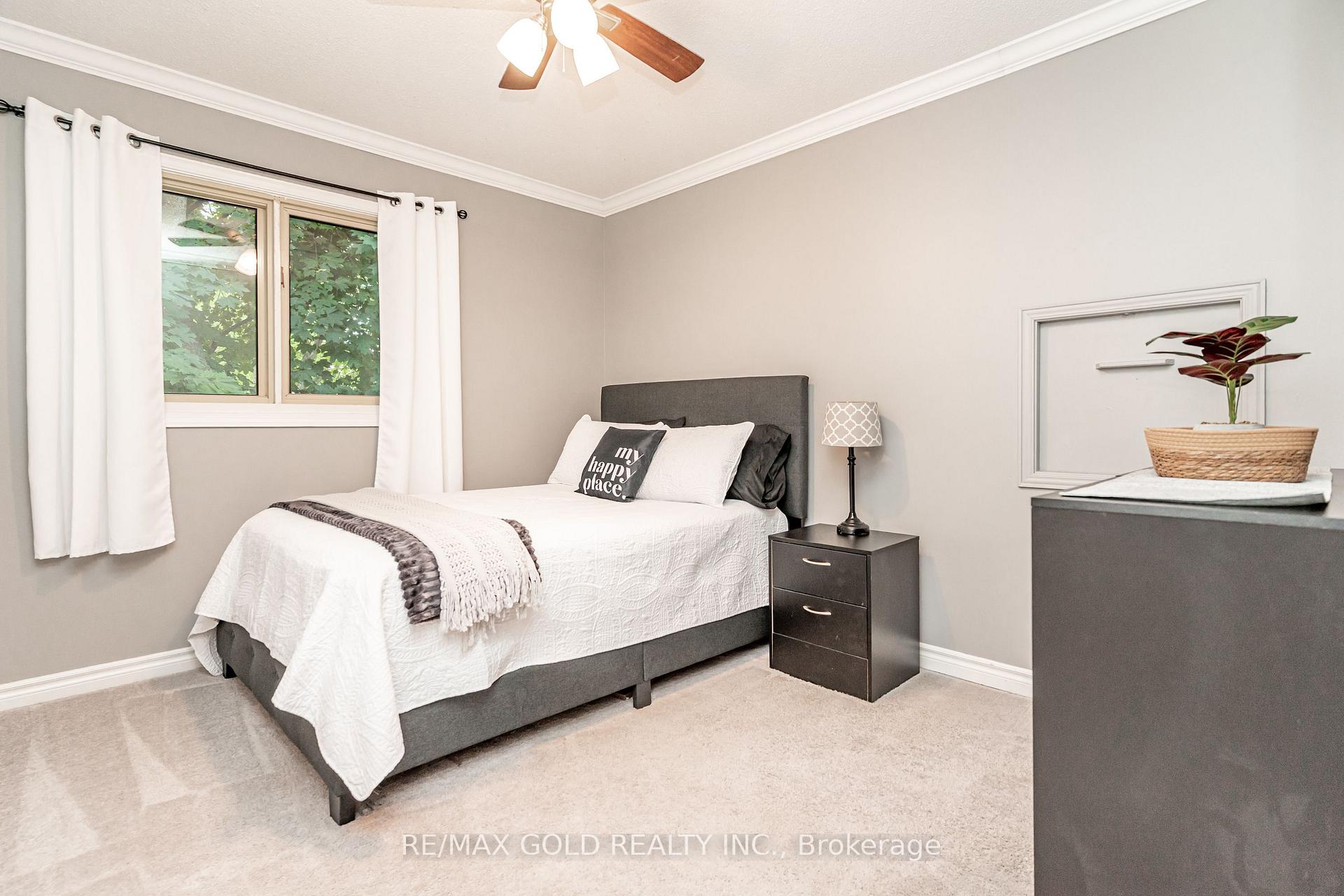 Photo 28 of 40 Cairnmore Court, Brampton, Snelgrove — HOMEH