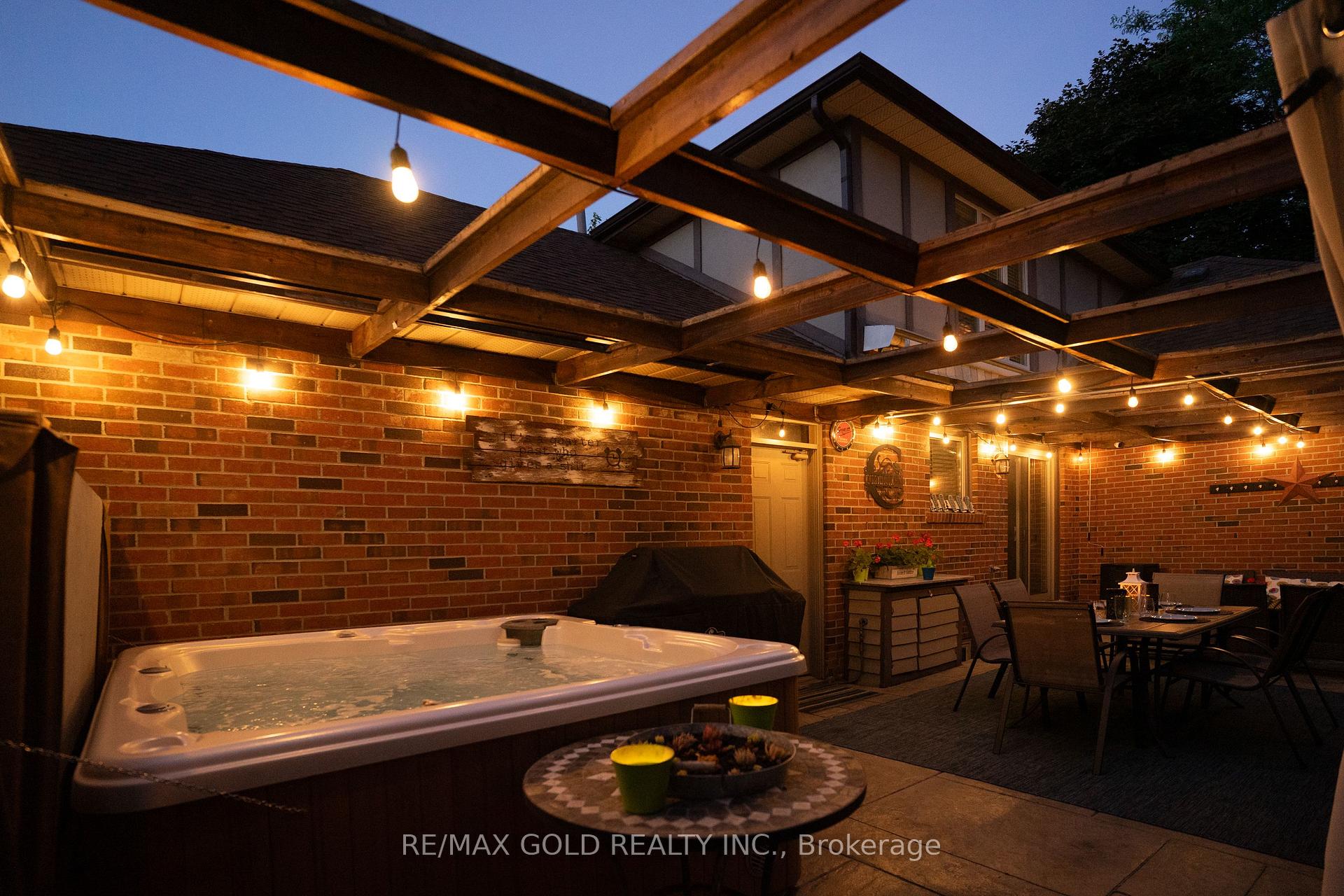 Photo 45 of 40 Cairnmore Court, Brampton, Snelgrove — HOMEH