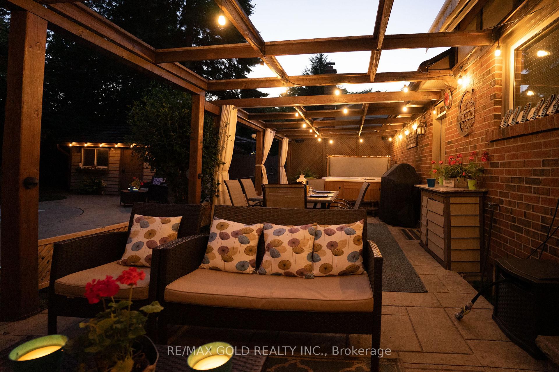 Photo 46 of 40 Cairnmore Court, Brampton, Snelgrove — HOMEH