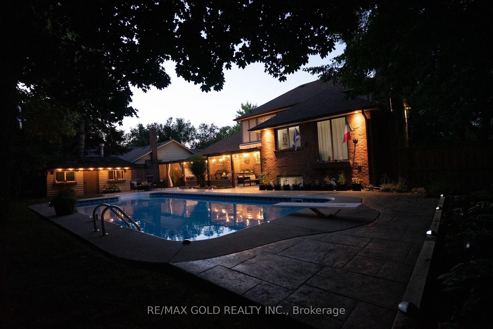 Photo 48 of 40 Cairnmore Court, Brampton, Snelgrove — HOMEH