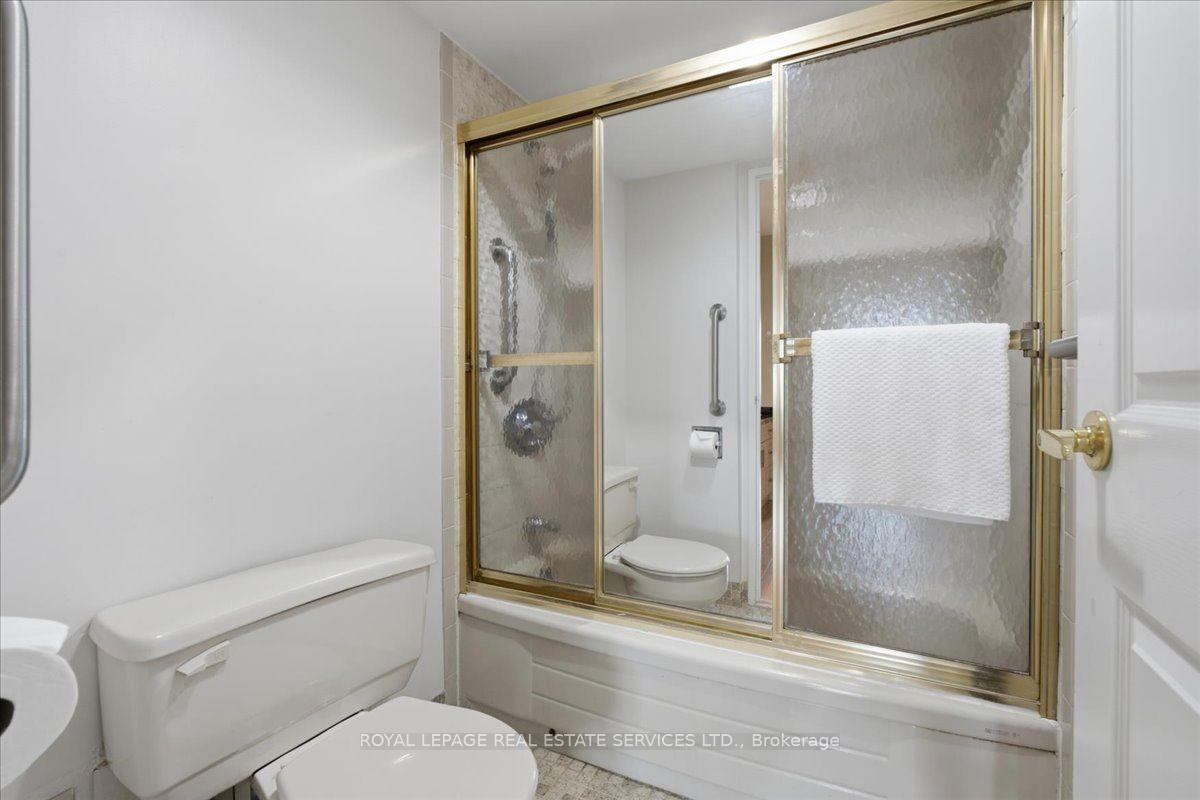 Photo 19 of Unit 2205, 2330 Bridletowne Circle, Scarborough, L'Amoreaux — HOMEH