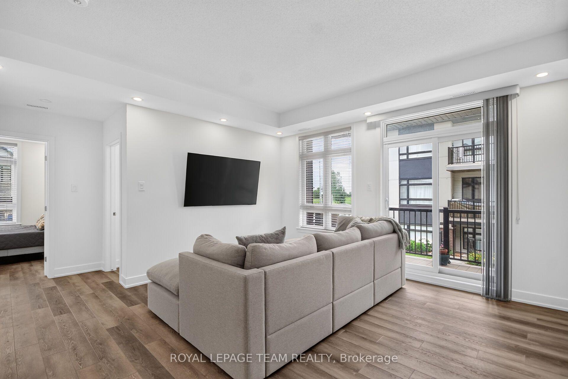 Photo 6 of Unit H, 45 Overberg Way, Ottawa, Kanata - Emerald Meadows/Trailwest — HOMEH
