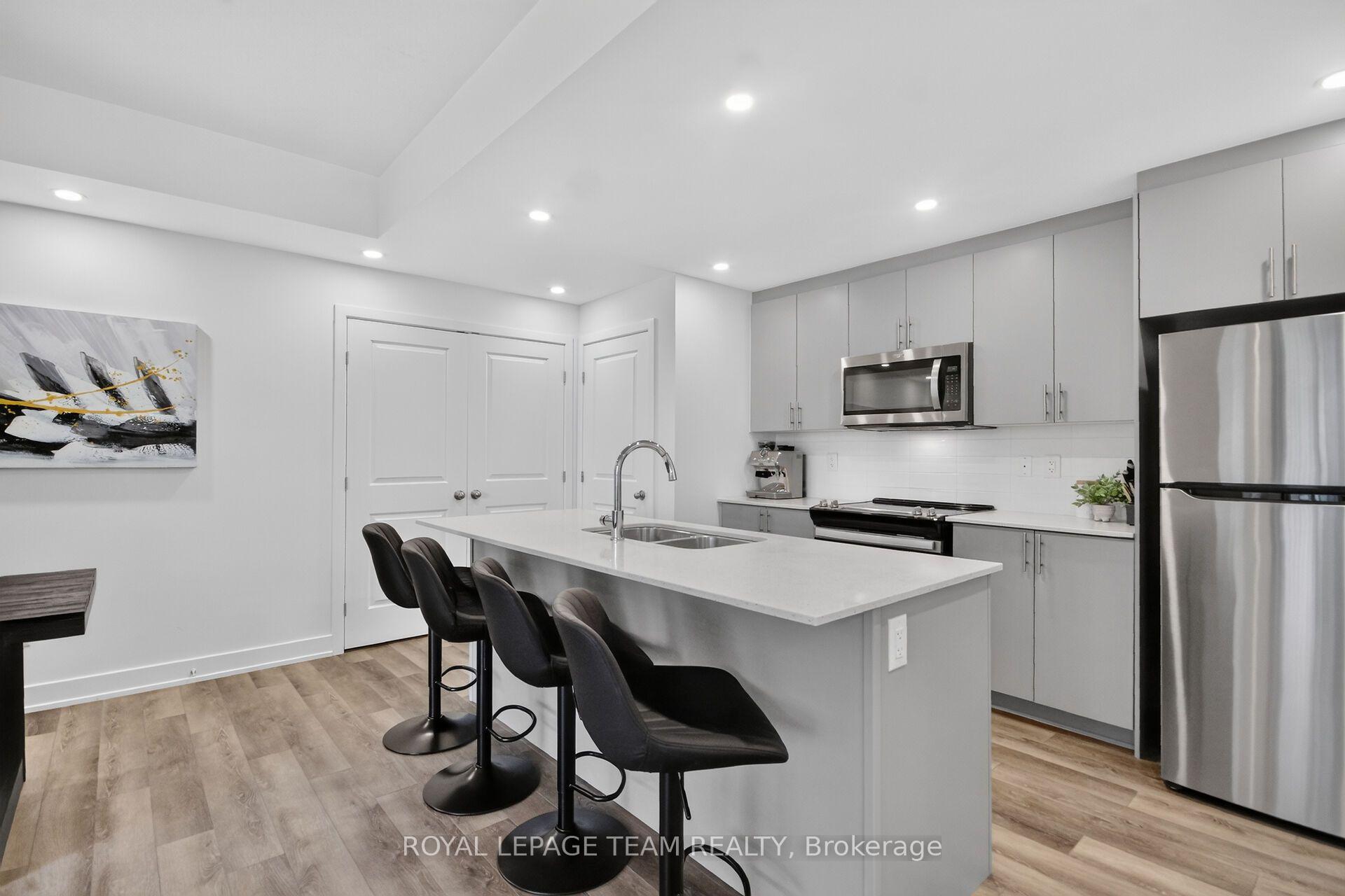 Photo 13 of Unit H, 45 Overberg Way, Ottawa, Kanata - Emerald Meadows/Trailwest — HOMEH