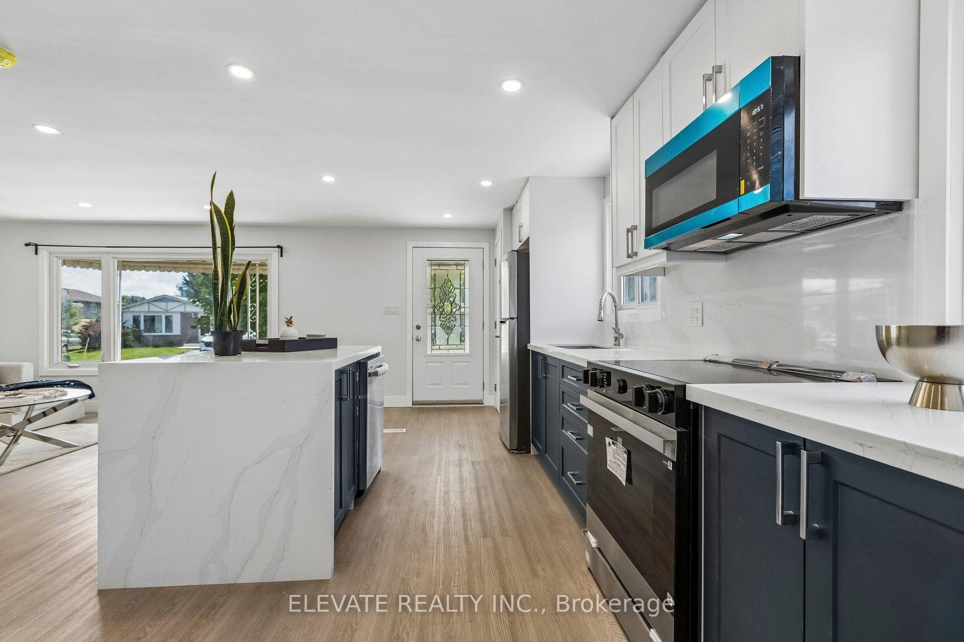 Photo 8 of 225 Broken Oak Crescent, Kitchener, Forest Heights — HOMEH
