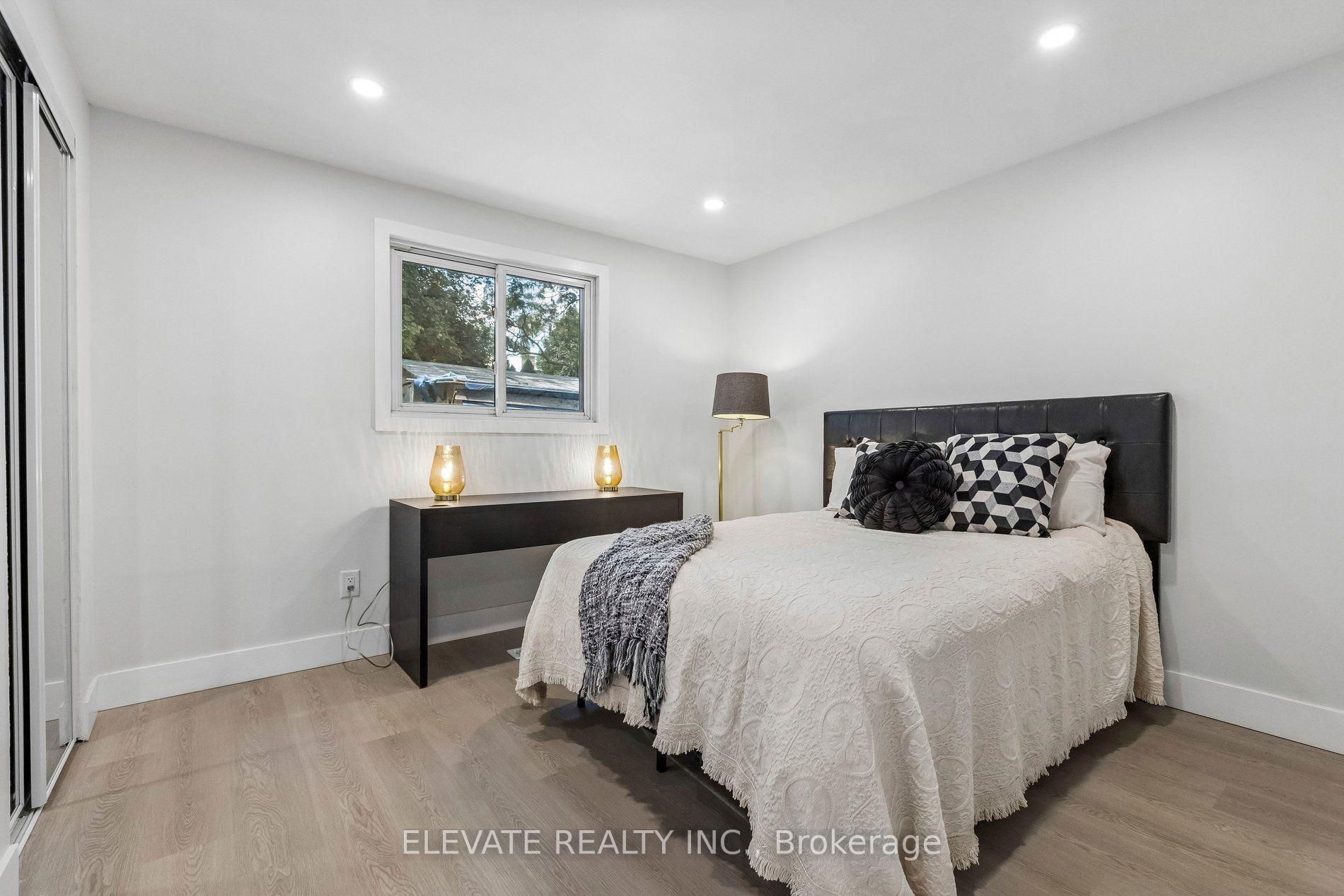 Photo 14 of 225 Broken Oak Crescent, Kitchener, Forest Heights — HOMEH