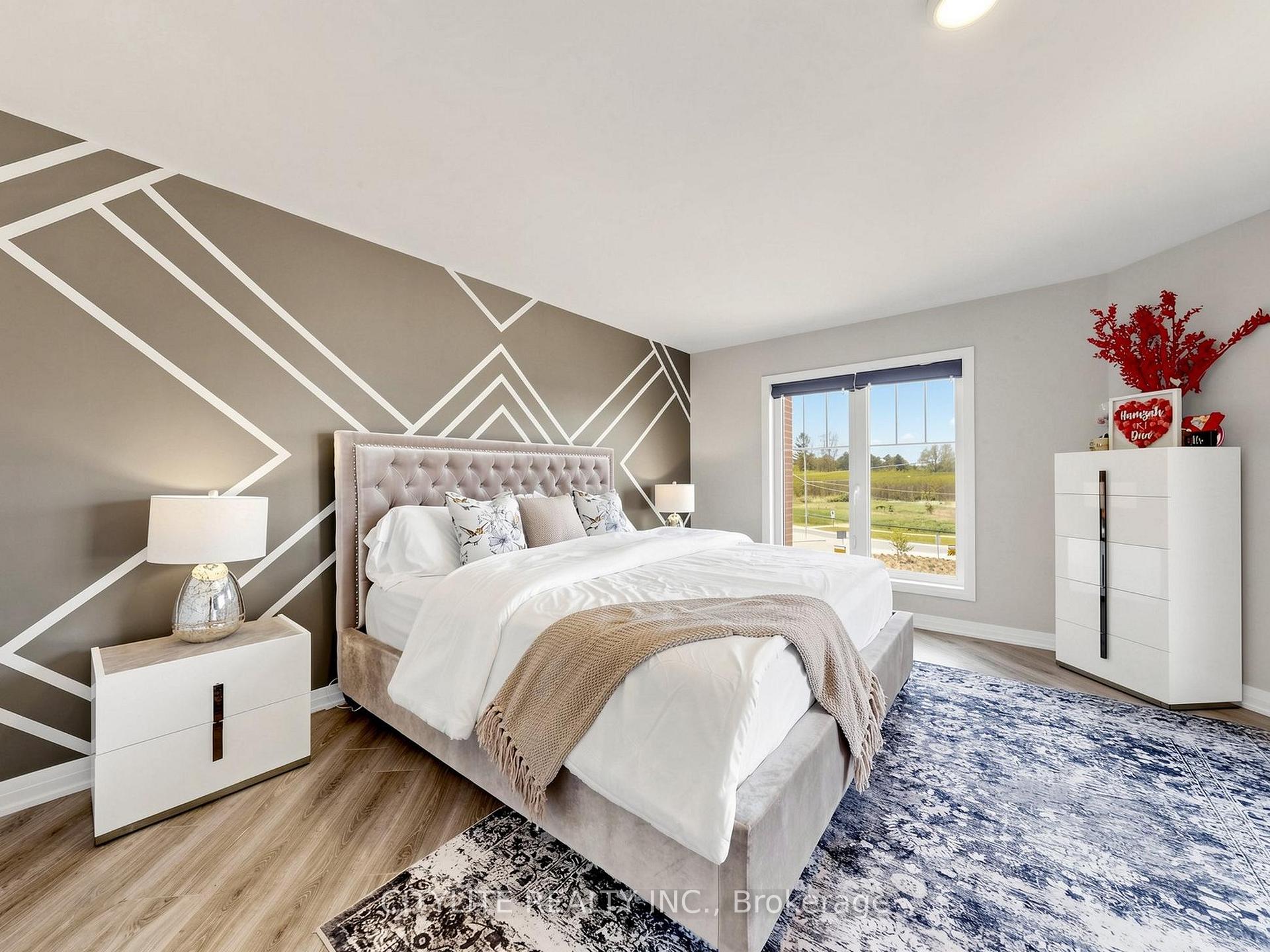 Photo 16 of 38 Ambereen Place, Clarington, Bowmanville — HOMEH