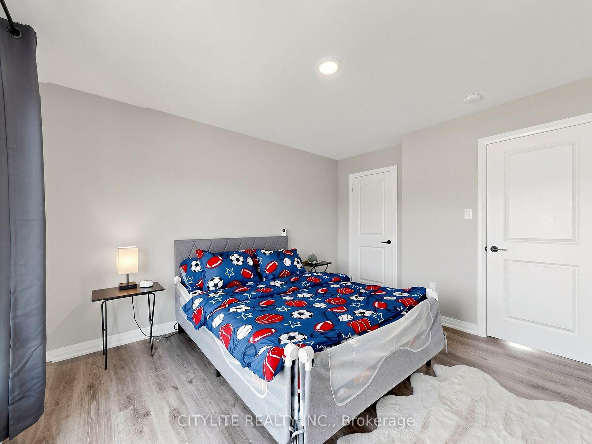Photo 22 of 38 Ambereen Place, Clarington, Bowmanville — HOMEH