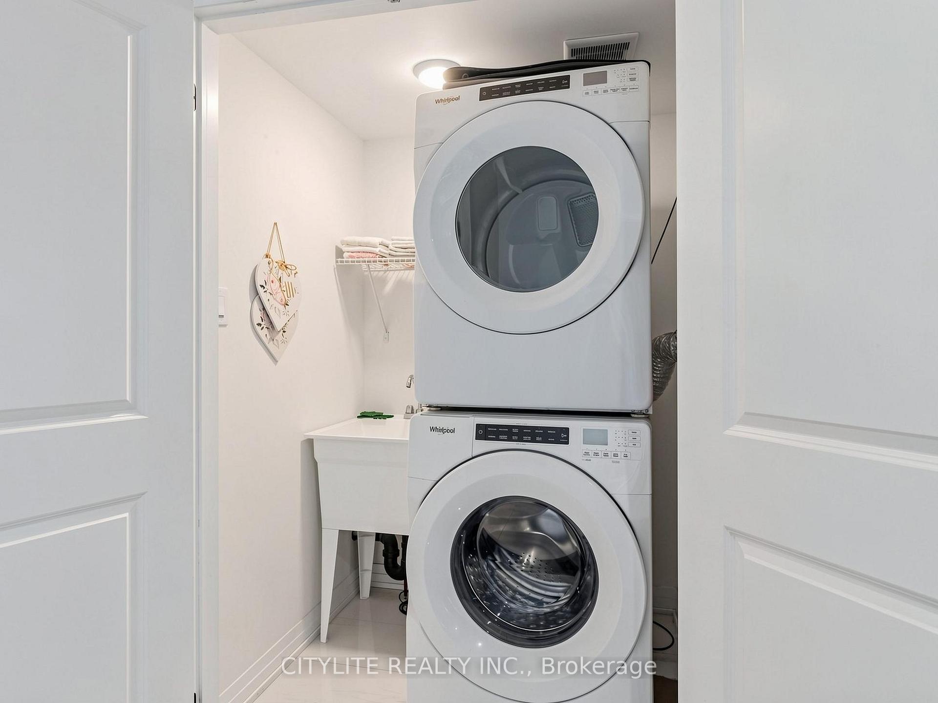 Photo 31 of 38 Ambereen Place, Clarington, Bowmanville — HOMEH