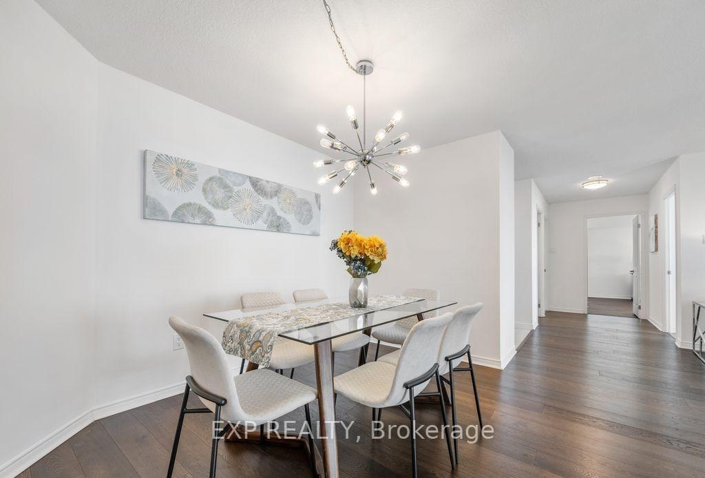 Photo 4 of Unit 1709, 7250 Yonge Street, Vaughan, Crestwood-Springfarm-Yorkhill — HOMEH