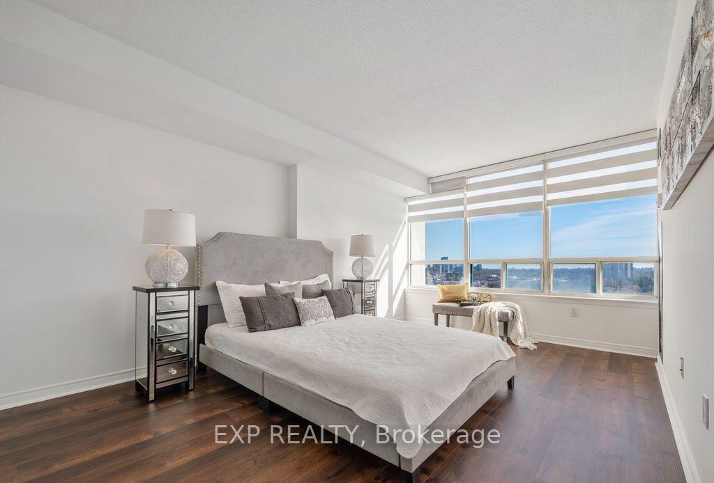 Photo 10 of Unit 1709, 7250 Yonge Street, Vaughan, Crestwood-Springfarm-Yorkhill — HOMEH