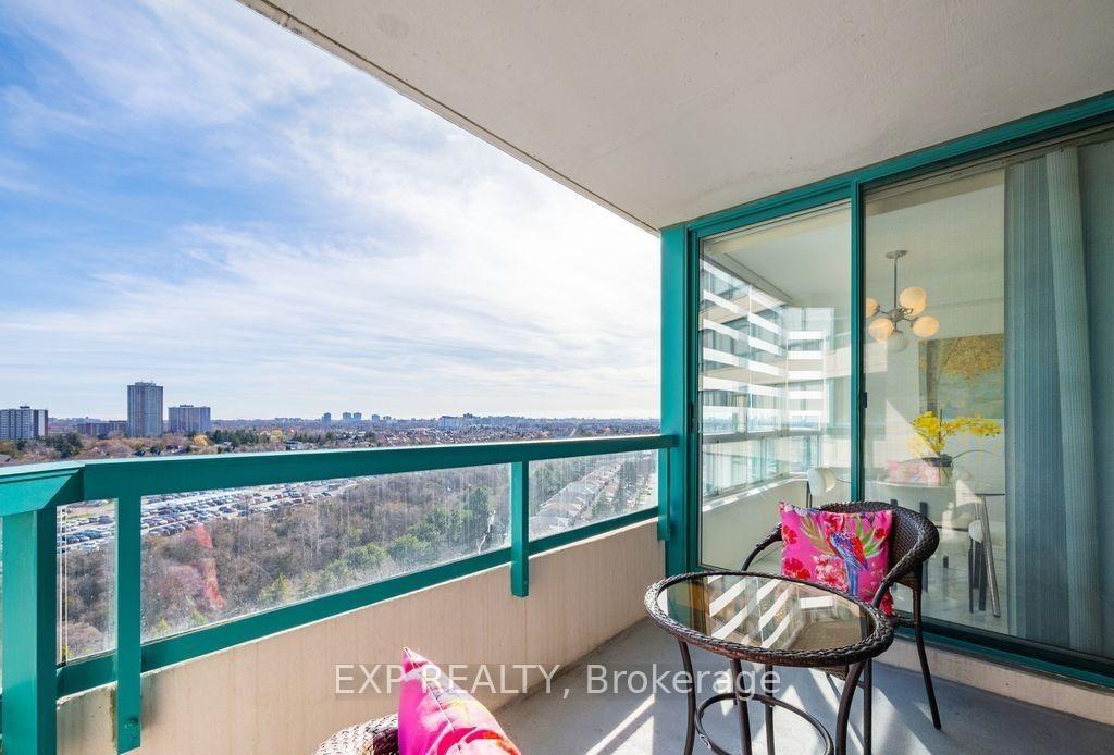 Photo 17 of Unit 1709, 7250 Yonge Street, Vaughan, Crestwood-Springfarm-Yorkhill — HOMEH