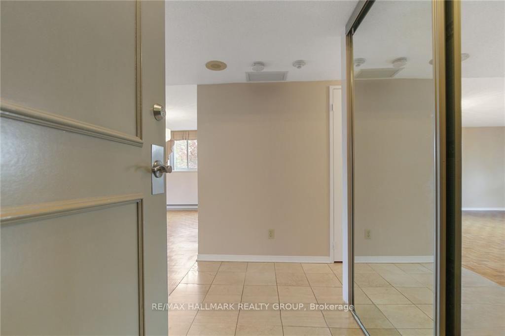 Photo 2 of Unit 212, 1705 Playfair Drive, Ottawa, Playfair Park — HOMEH