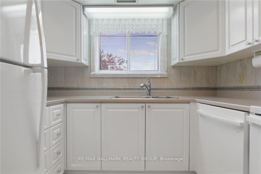 Photo 4 of Unit 212, 1705 Playfair Drive, Ottawa, Playfair Park — HOMEH