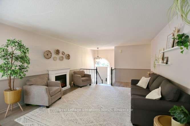 Photo 9 of 83 Fernbrook Drive, Wasaga Beach — HOMEH