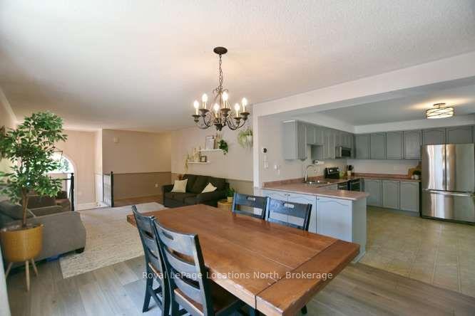 Photo 12 of 83 Fernbrook Drive, Wasaga Beach — HOMEH