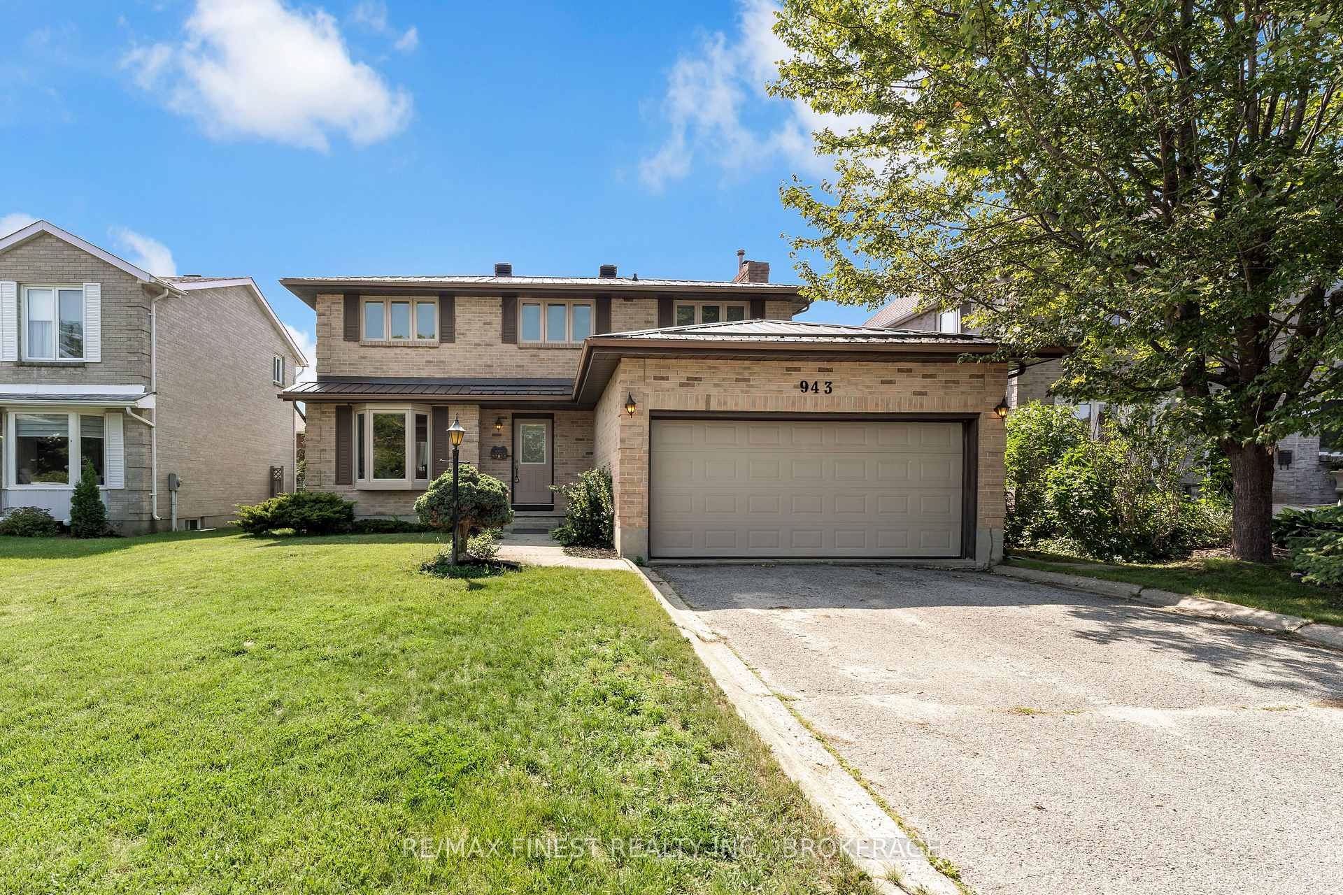 Photo 2 of 943 Newhall Drive, Kingston, North of Taylor-Kidd Blvd — HOMEH