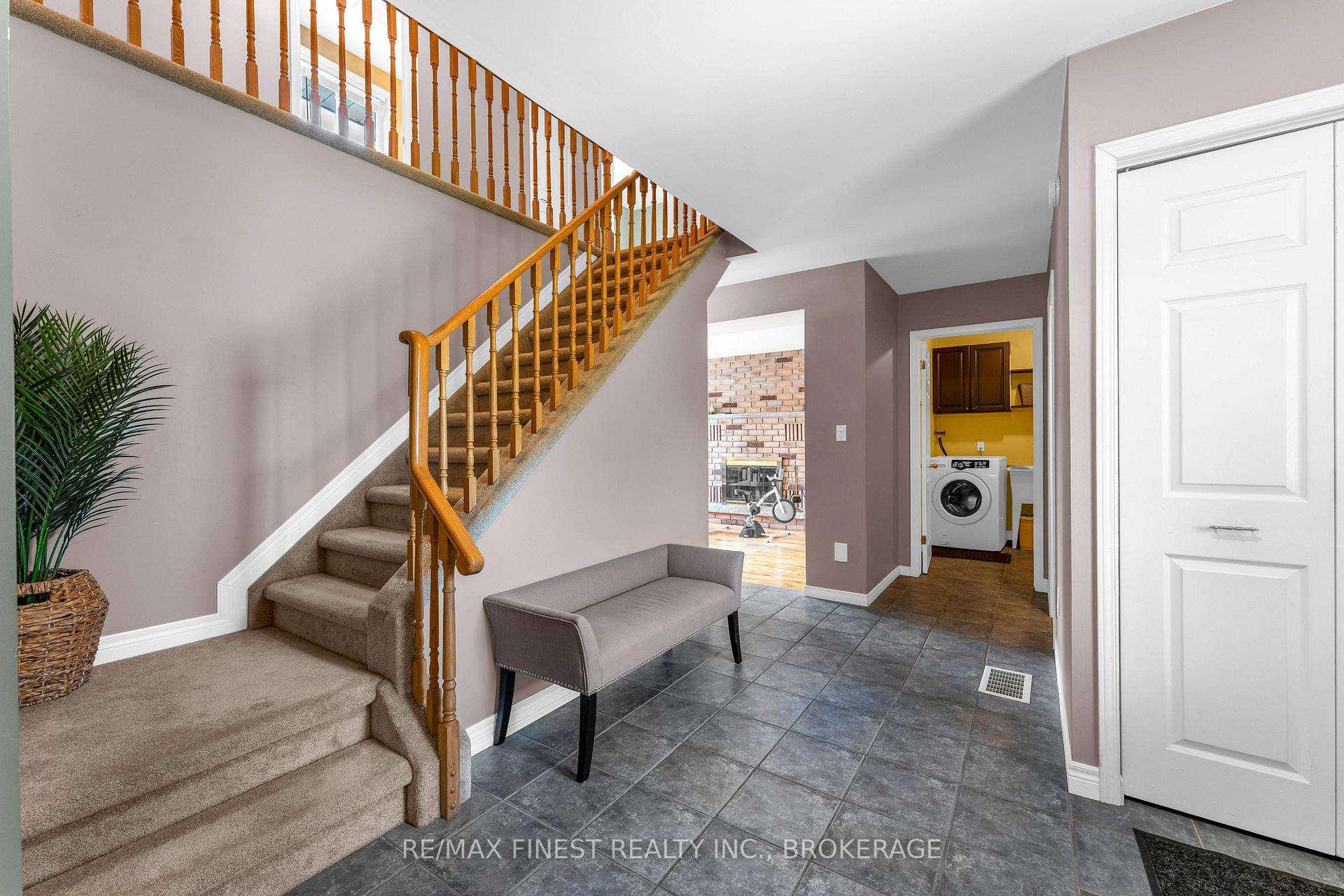 Photo 3 of 943 Newhall Drive, Kingston, North of Taylor-Kidd Blvd — HOMEH