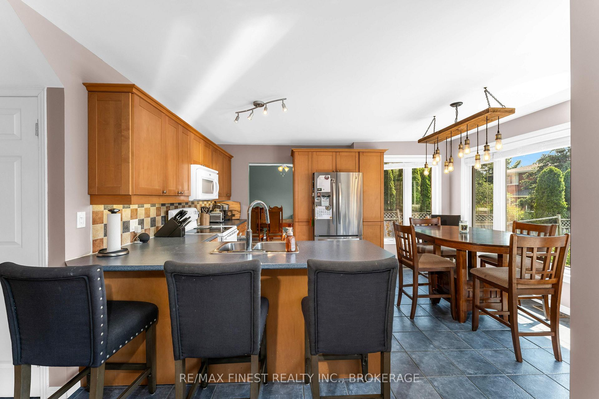 Photo 14 of 943 Newhall Drive, Kingston, North of Taylor-Kidd Blvd — HOMEH