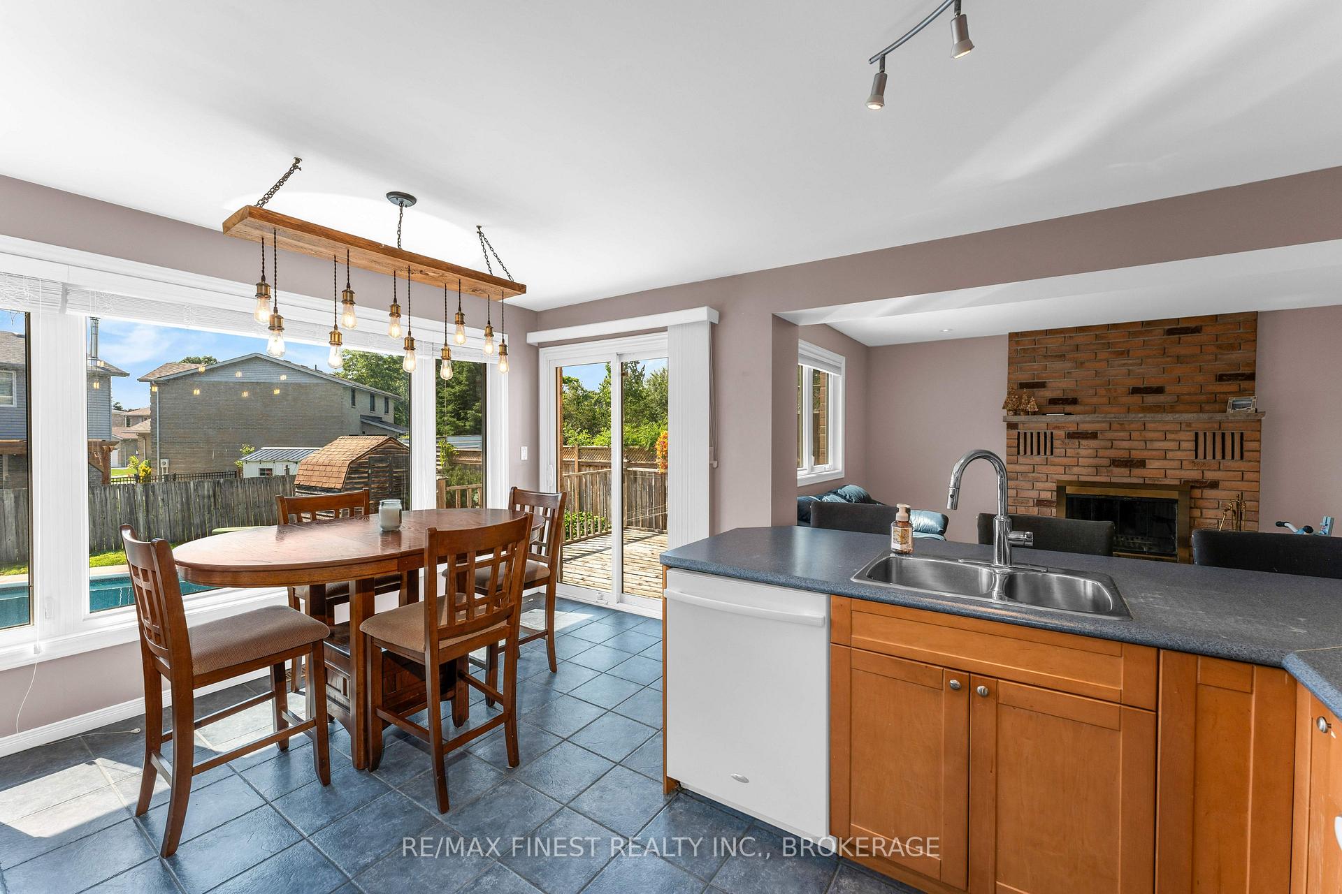 Photo 16 of 943 Newhall Drive, Kingston, North of Taylor-Kidd Blvd — HOMEH