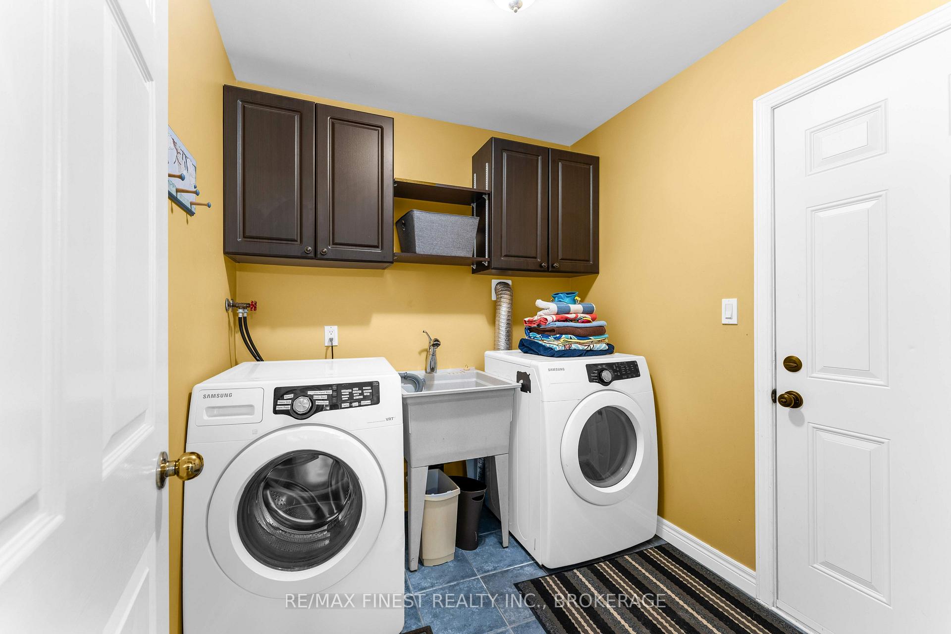 Photo 21 of 943 Newhall Drive, Kingston, North of Taylor-Kidd Blvd — HOMEH