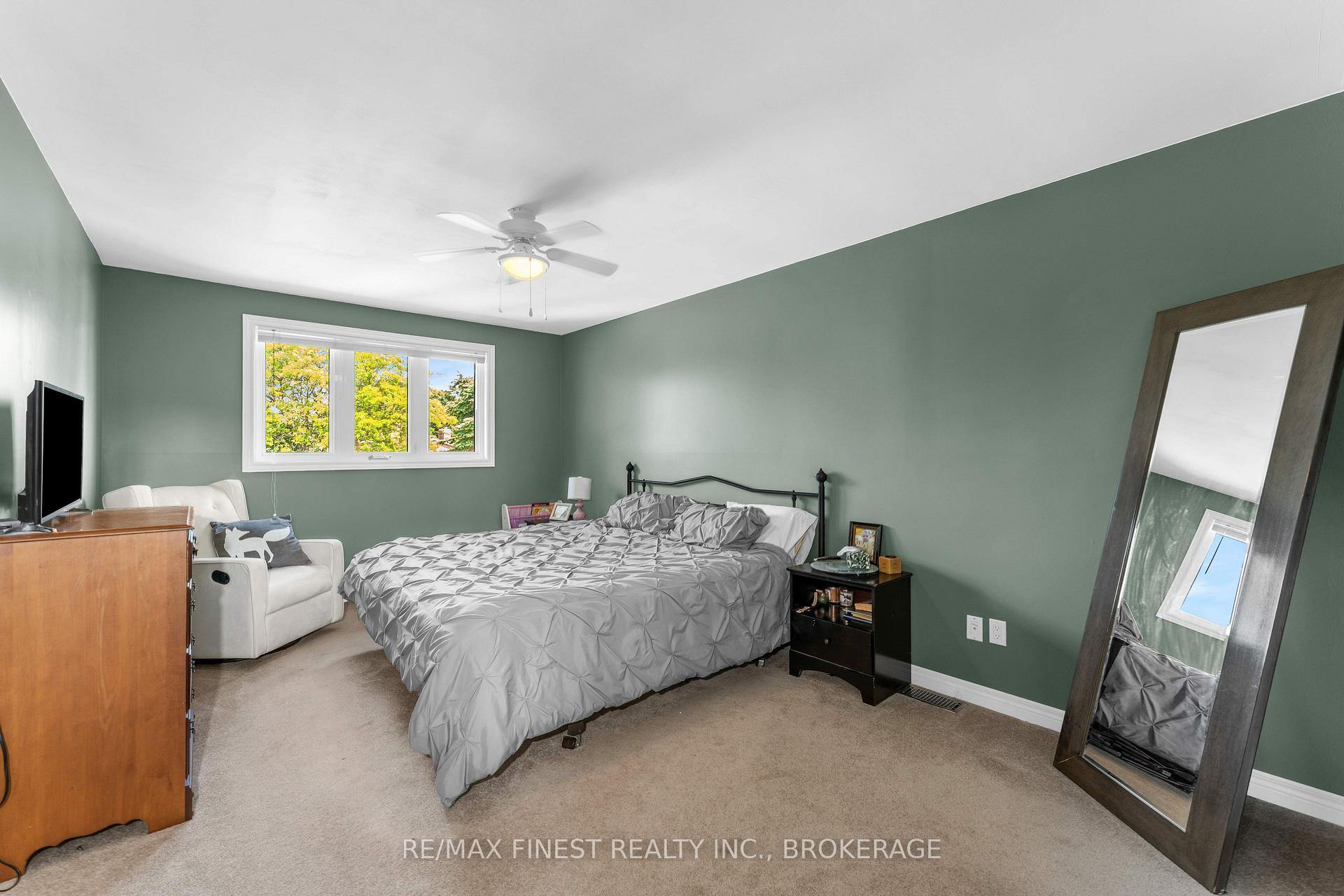 Photo 23 of 943 Newhall Drive, Kingston, North of Taylor-Kidd Blvd — HOMEH
